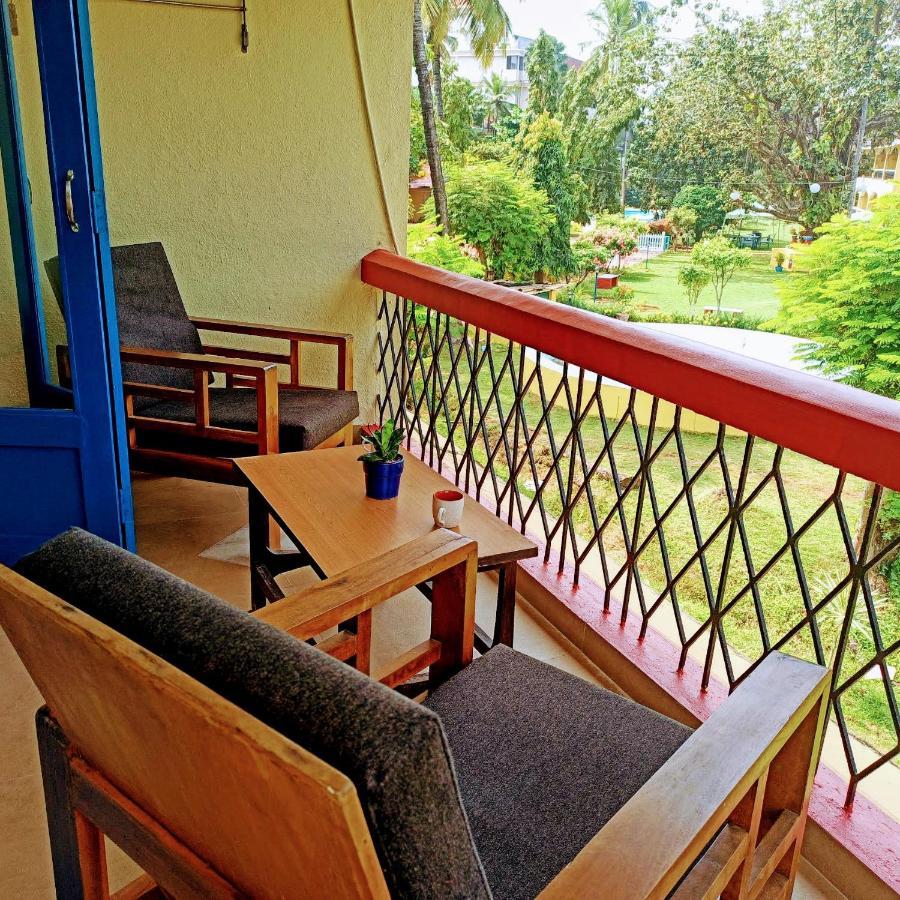 Carina Beach Resort Бенаулим Екстериор снимка