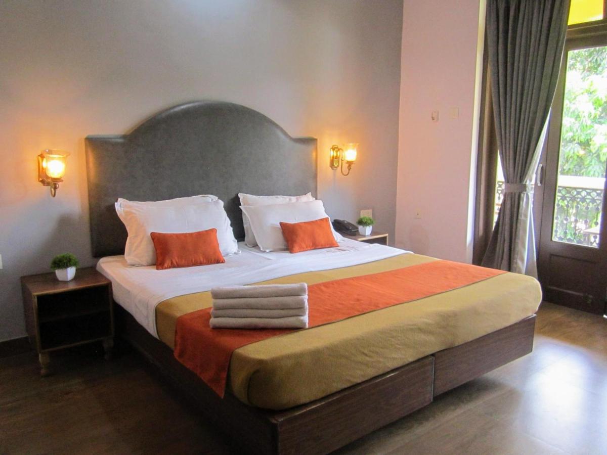 Carina Beach Resort Бенаулим Екстериор снимка