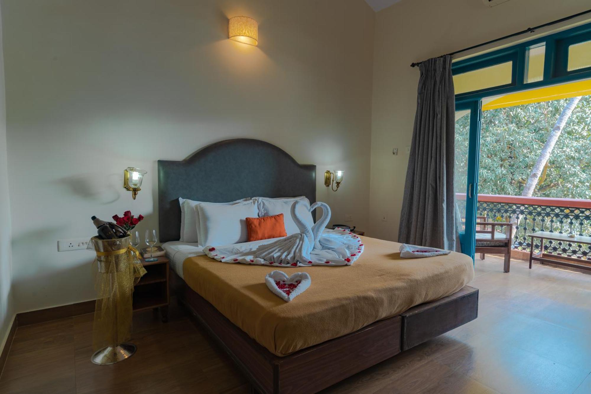 Carina Beach Resort Бенаулим Екстериор снимка